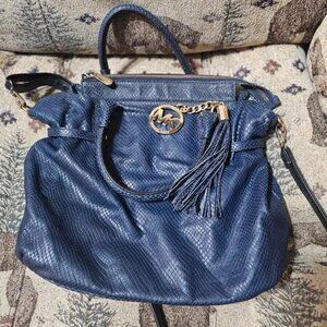 MICHAEL KORS Navy Blue Pebbled Leather Shoulder Bag